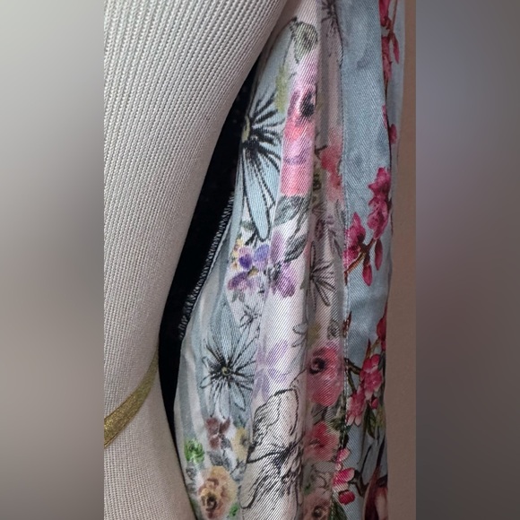 [Johnny Was] "Meadow" Floral and Striped 100% Silk Kimono Sz: M - Picture 13 of 15